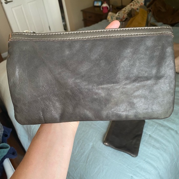 Rough and tumble Alex cases - Picture 2 of 6